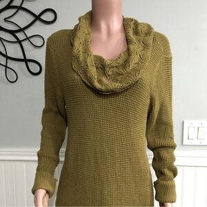 Chico’s Cowl Knit Sweater Scalloped Lace Croquet Unique Green size Large (2)